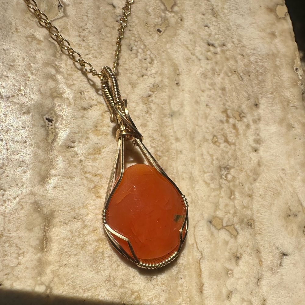 14k Gold Filled Natural Carnelian Necklace Pendant - Picture 4 of 9